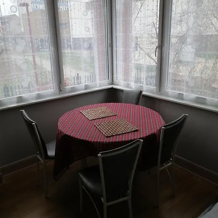 Cozy And Equipped Outbuilding In Appartement *